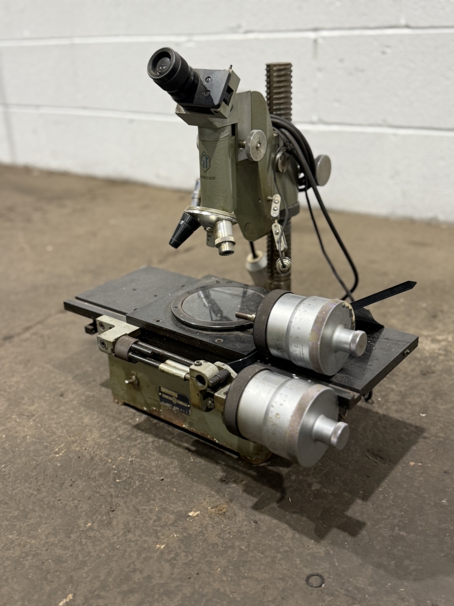 AM24040- Scherr Tumico Microscope