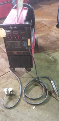 AM21486-Lincoln Electric Power MIG 300 Welder